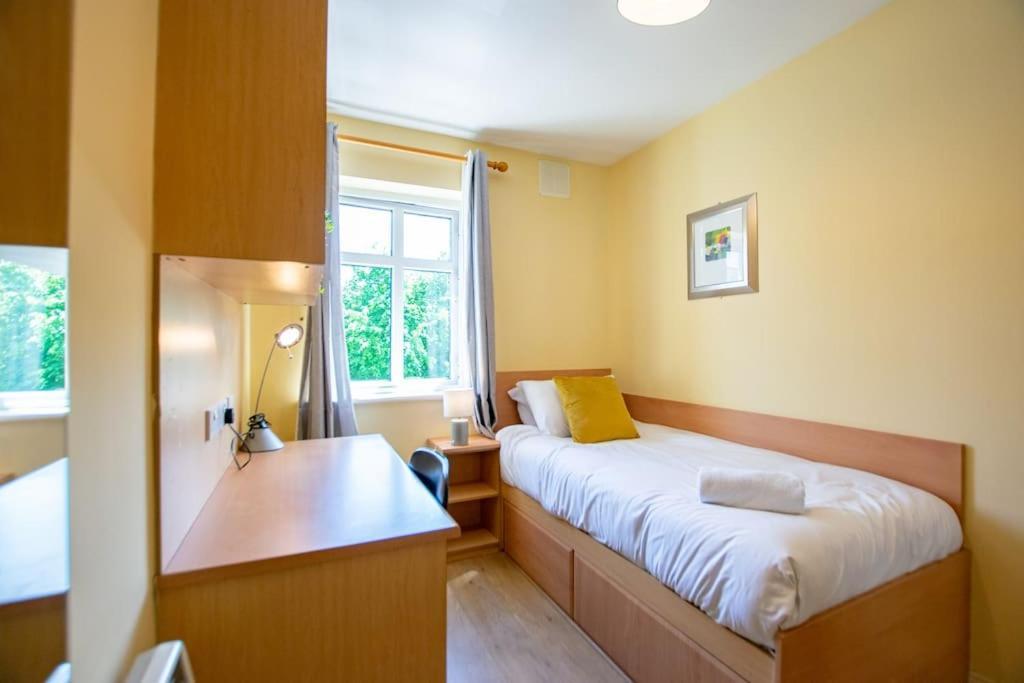 106 - The Townhouse By Shortstays Galway Exterior foto