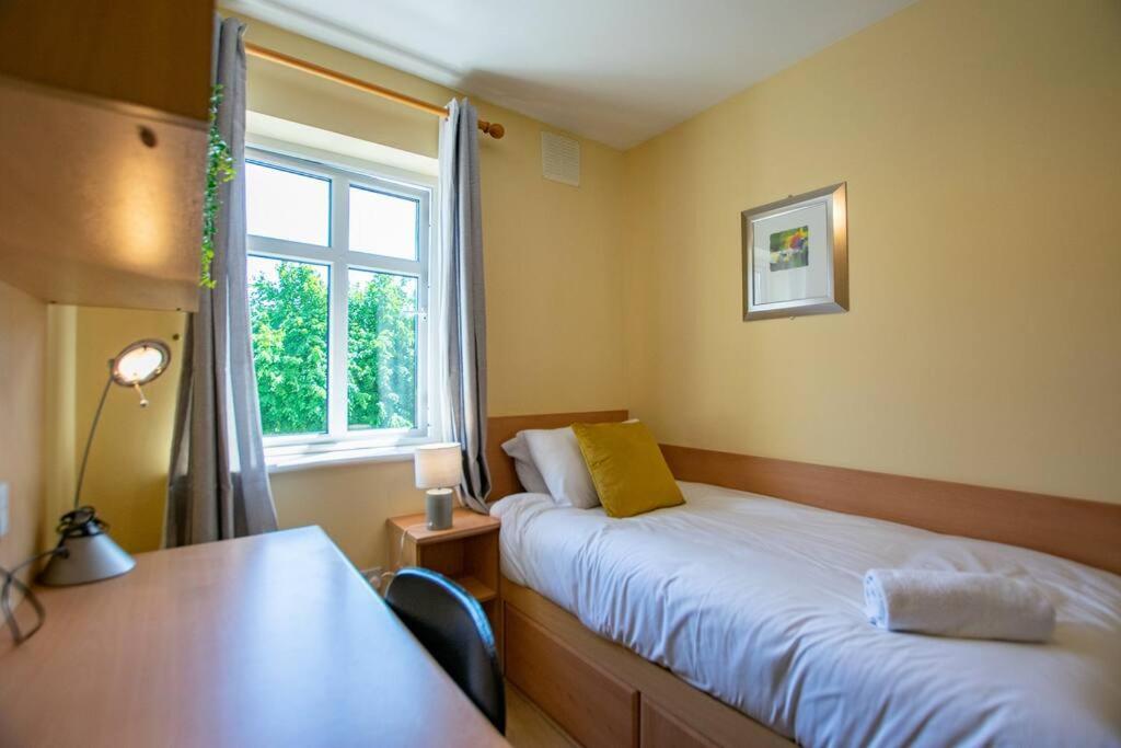 106 - The Townhouse By Shortstays Galway Exterior foto